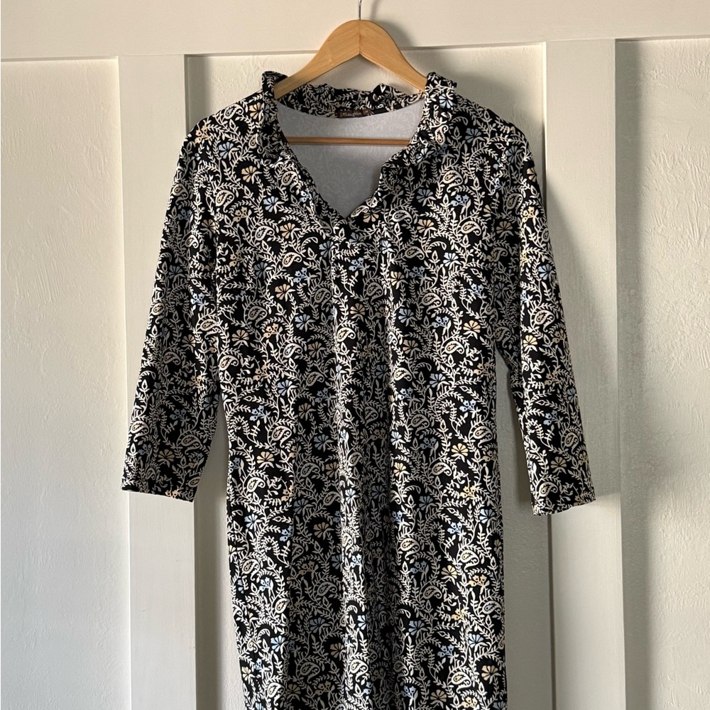 J. McLaughlin Black, Blue and White Leaf Pattern Dress